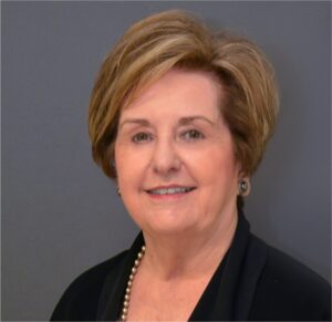 Head shot of Linda Thomas